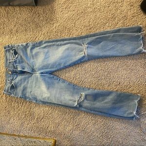 MOTHER ankle fray jeans size 30! Light wash and ripped knee area